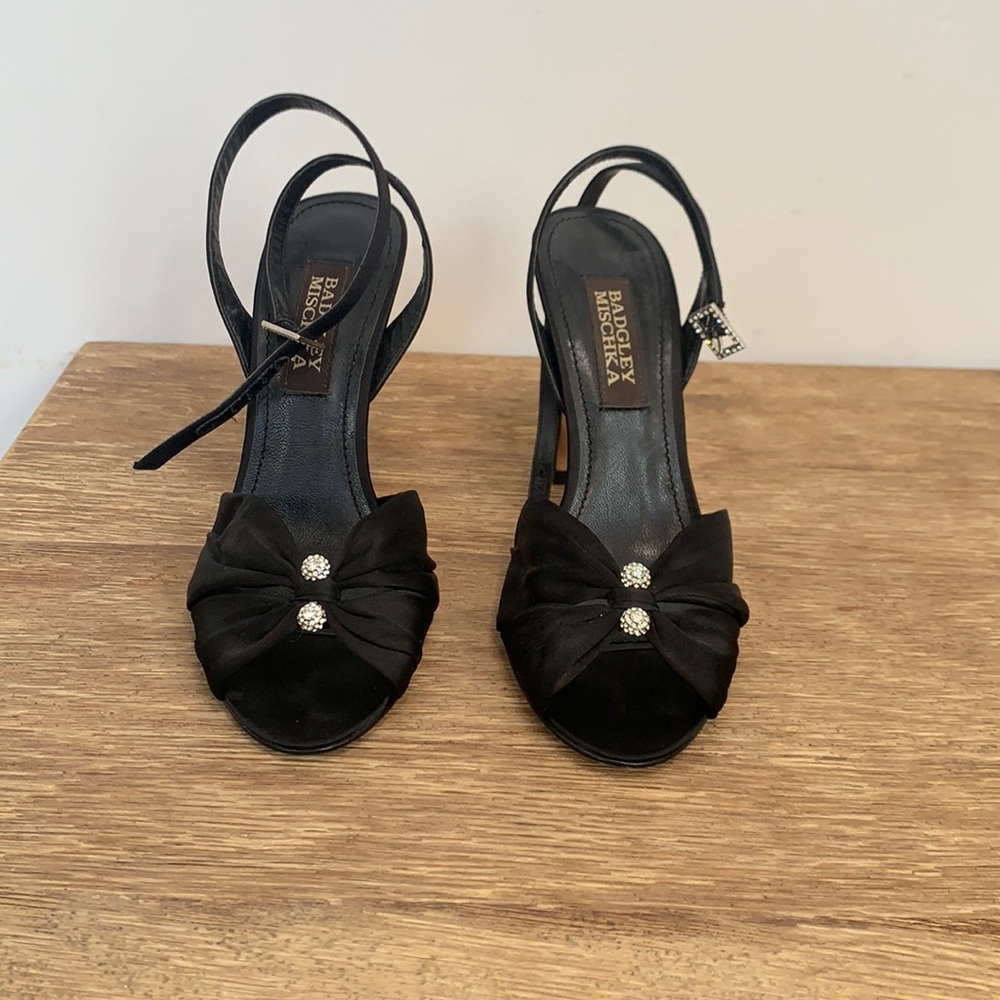 Badgley Mischa black strappy heels